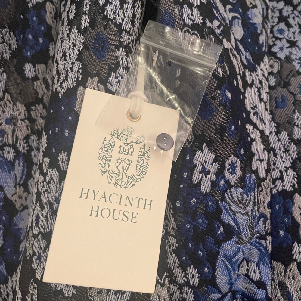 Brand new blouse. Never worn. Make me an offer.